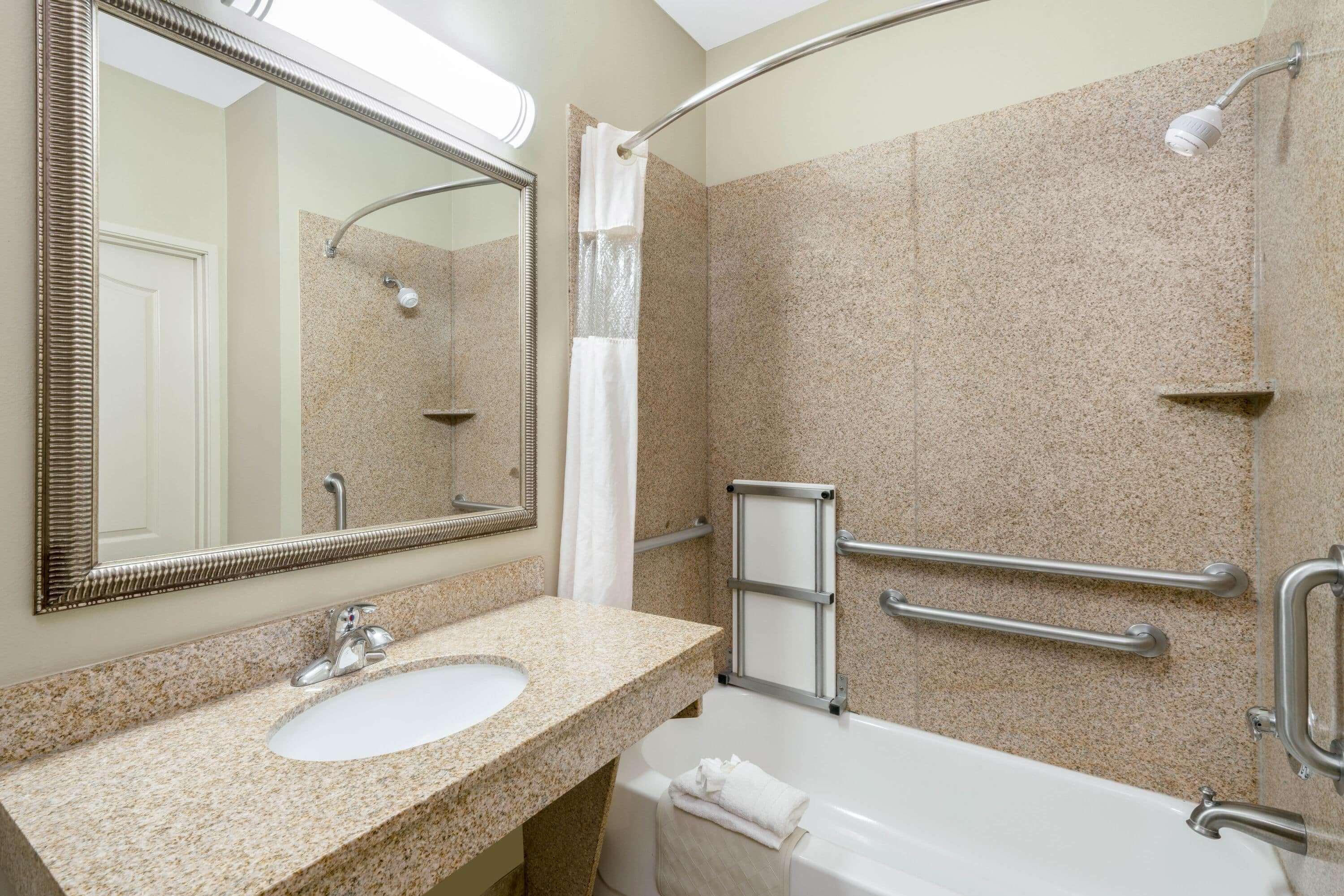 La Quinta Inn & Suites By Wyndham Broussard - Lafayette Area Exterior foto